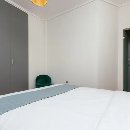 Houseloft Cityscape Bliss Apartment *
